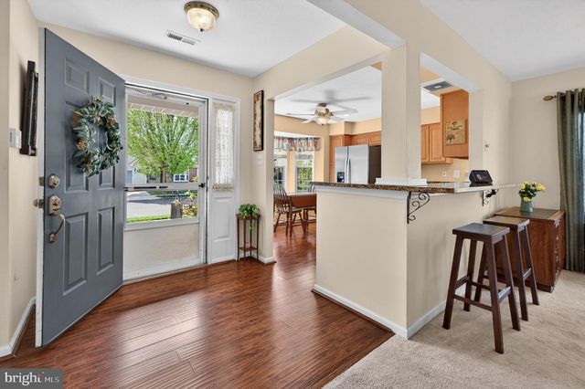 413 ASTER PL, Mount Laurel, NJ 08054
