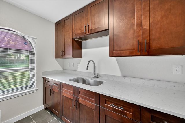 1419 Woodfern Drive, Arlington, TX 76018