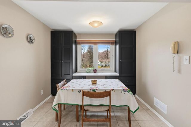 1561 TANGLEWOOD, West Chester, PA 19380