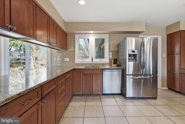 1561 TANGLEWOOD, West Chester, PA 19380