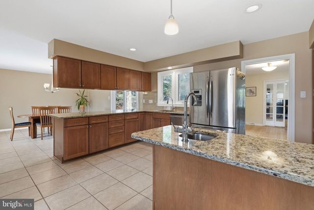 1561 TANGLEWOOD, West Chester, PA 19380