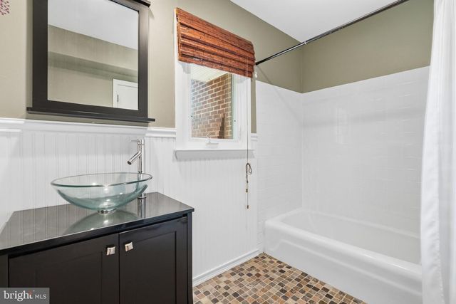 1561 TANGLEWOOD, West Chester, PA 19380