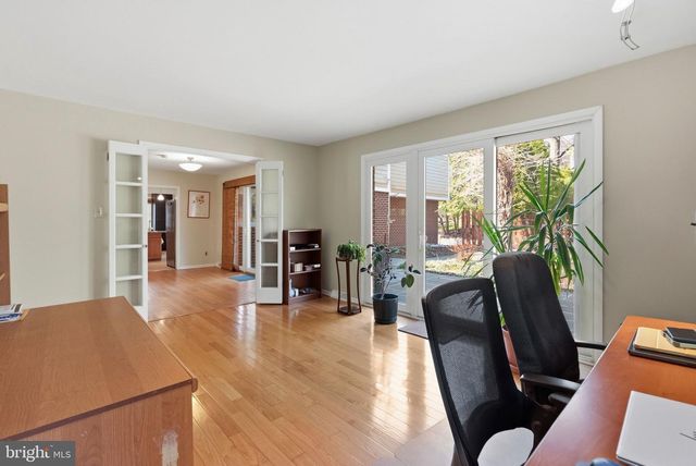 1561 TANGLEWOOD, West Chester, PA 19380