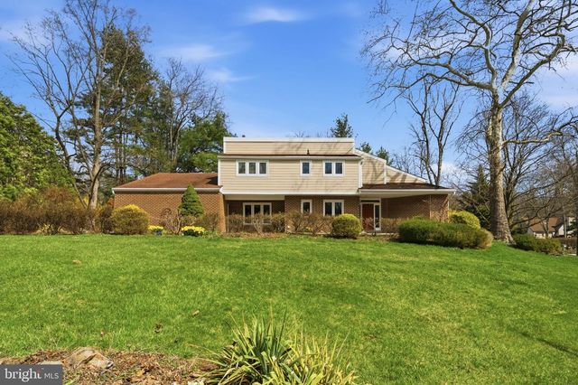 1561 TANGLEWOOD, West Chester, PA 19380