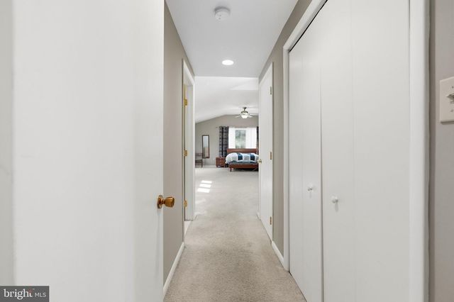 1561 TANGLEWOOD, West Chester, PA 19380