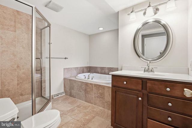 1561 TANGLEWOOD, West Chester, PA 19380