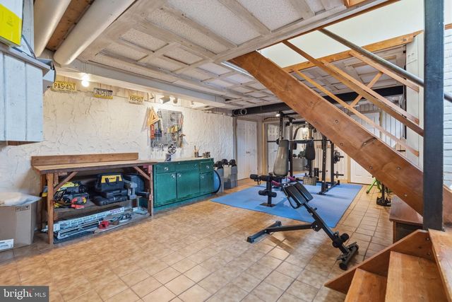 1561 TANGLEWOOD, West Chester, PA 19380