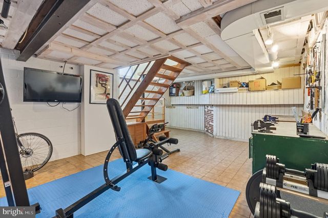 1561 TANGLEWOOD, West Chester, PA 19380