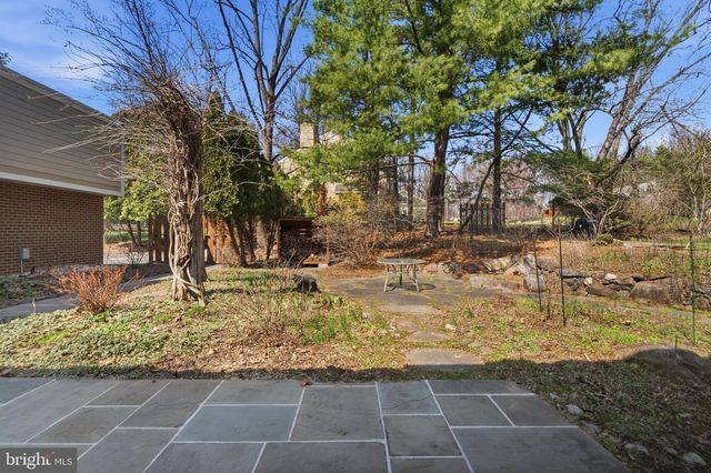 1561 TANGLEWOOD, West Chester, PA 19380