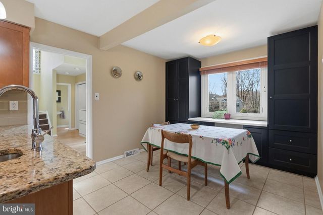 1561 TANGLEWOOD, West Chester, PA 19380