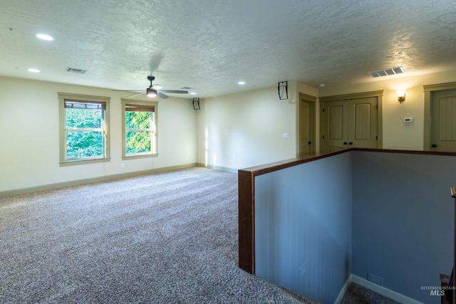 1818 W Silver Creek Court, Nampa, ID 83686