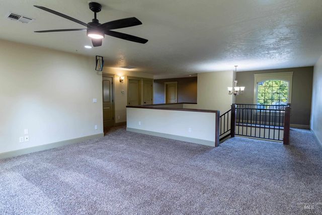 1818 W Silver Creek Court, Nampa, ID 83686