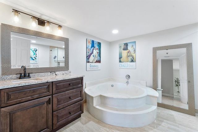 7225 Promenade Dr 102, Boca Raton, FL 33433
