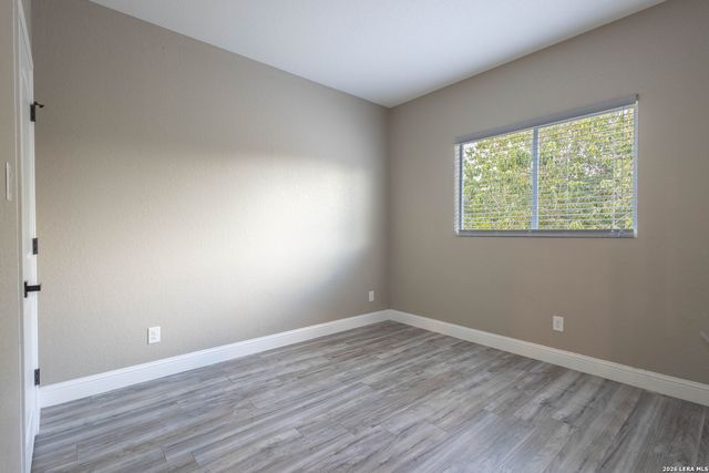 163 Hopi, San Antonio, TX 78211