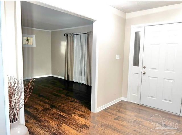 5705 Admiral Doyle Rd, Pensacola, FL 32506