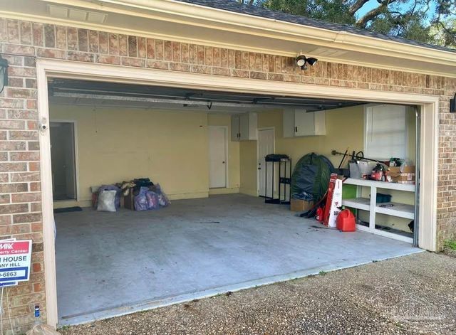 5705 Admiral Doyle Rd, Pensacola, FL 32506