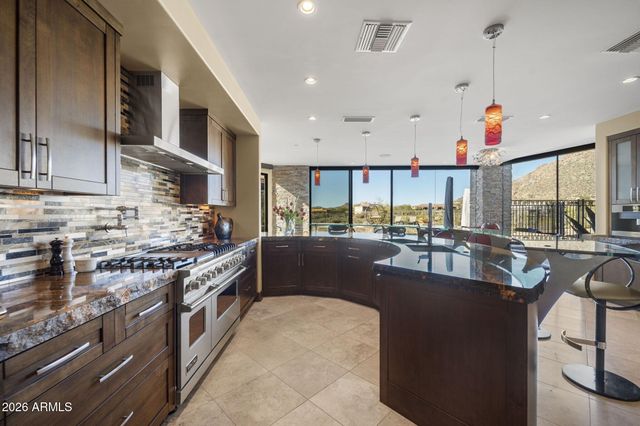 10570 E Pinnacle Peak Road, Scottsdale, AZ 85255