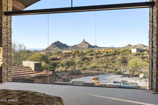 10570 E Pinnacle Peak Road, Scottsdale, AZ 85255