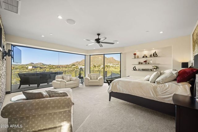 10570 E Pinnacle Peak Road, Scottsdale, AZ 85255