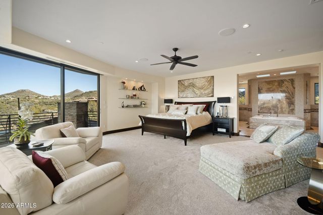 10570 E Pinnacle Peak Road, Scottsdale, AZ 85255