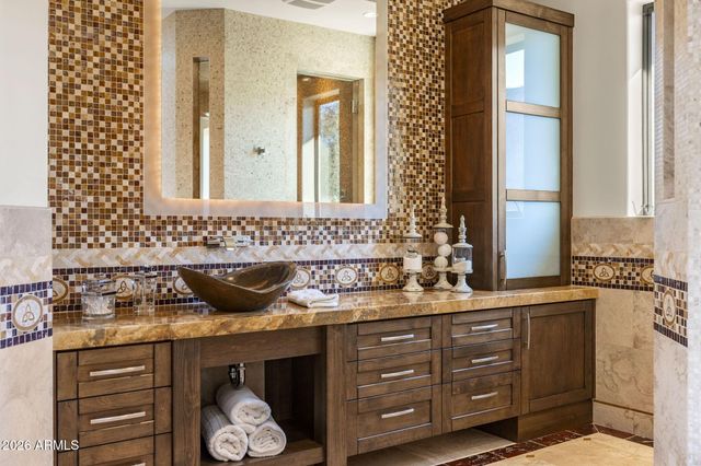 10570 E Pinnacle Peak Road, Scottsdale, AZ 85255