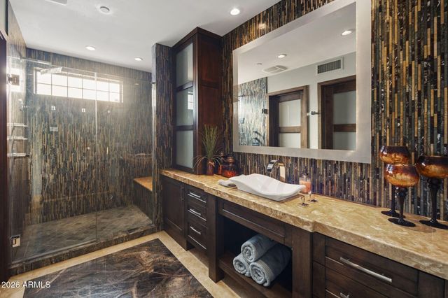 10570 E Pinnacle Peak Road, Scottsdale, AZ 85255