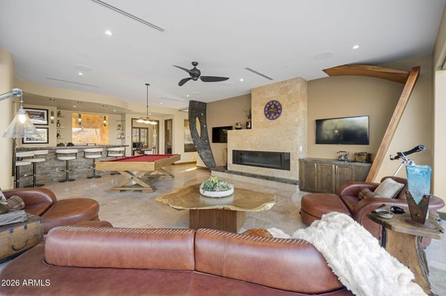 10570 E Pinnacle Peak Road, Scottsdale, AZ 85255