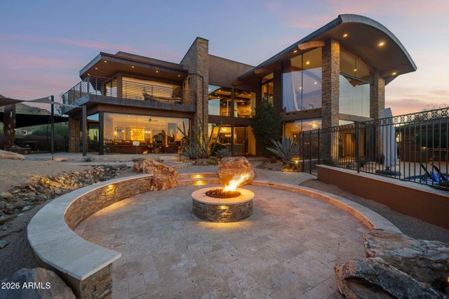 10570 E Pinnacle Peak Road, Scottsdale, AZ 85255