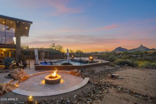 10570 E Pinnacle Peak Road, Scottsdale, AZ 85255