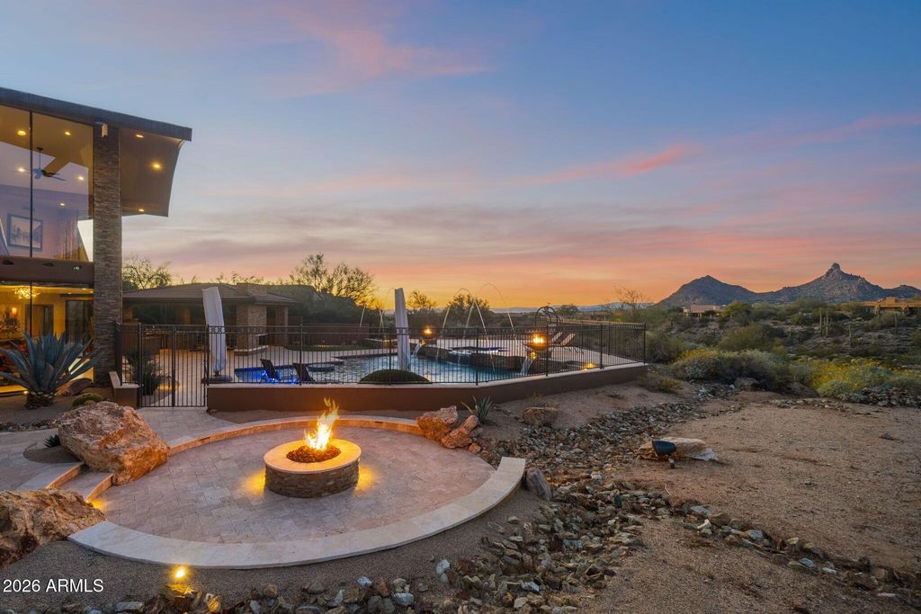 10570 E Pinnacle Peak Road, Scottsdale, AZ 85255 — exterior