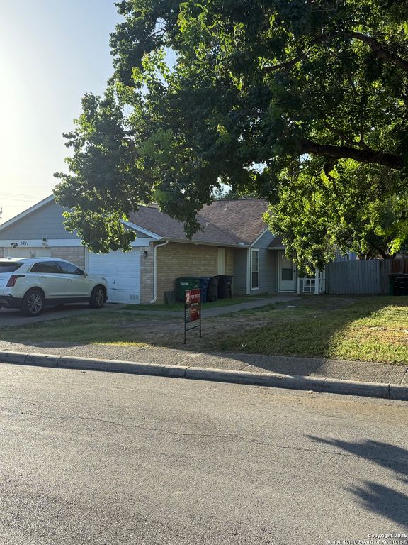 5213 Gawain, San Antonio, TX 78218