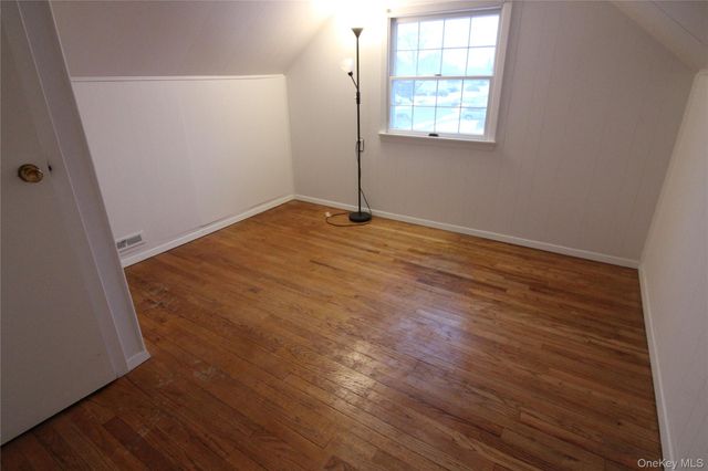 76 Vincent Road, Hicksville, NY 11801