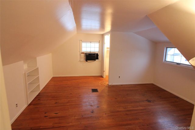 76 Vincent Road, Hicksville, NY 11801