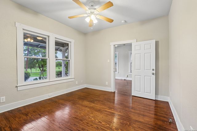 2310 N SABINAS ST, San Antonio, TX 78201
