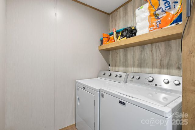 102 Kiwassa Lane, Hendersonville, NC 28792