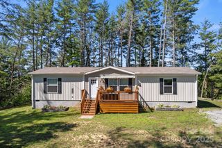 102 Kiwassa Lane, Hendersonville, NC 28792