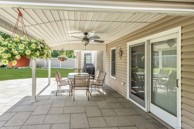 20 Danton Street, Melville, NY 11747