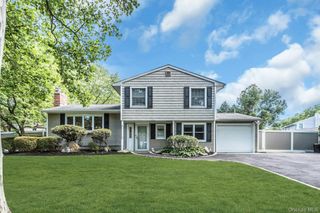 20 Danton Street, Melville, NY 11747