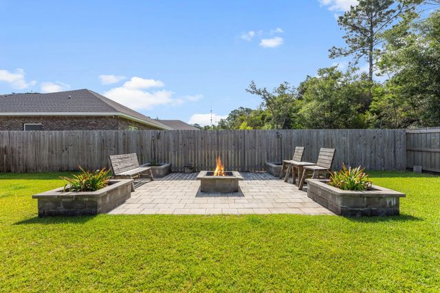7283 Gordon Evans Road, Navarre, FL 32566