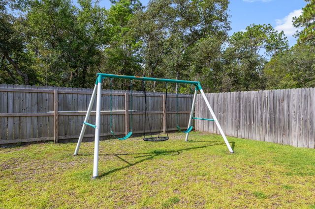 7283 Gordon Evans Road, Navarre, FL 32566