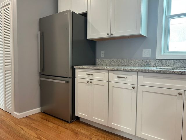 48 Hastings St 1, Lowell, MA 01851