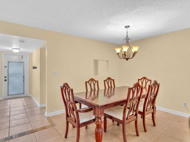 9301 Sunrise Lakes Boulevard, Sunrise, FL 33322