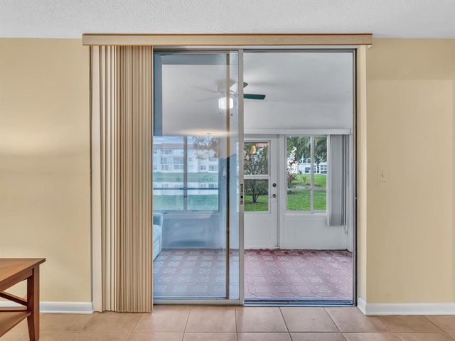 9301 Sunrise Lakes Boulevard, Sunrise, FL 33322