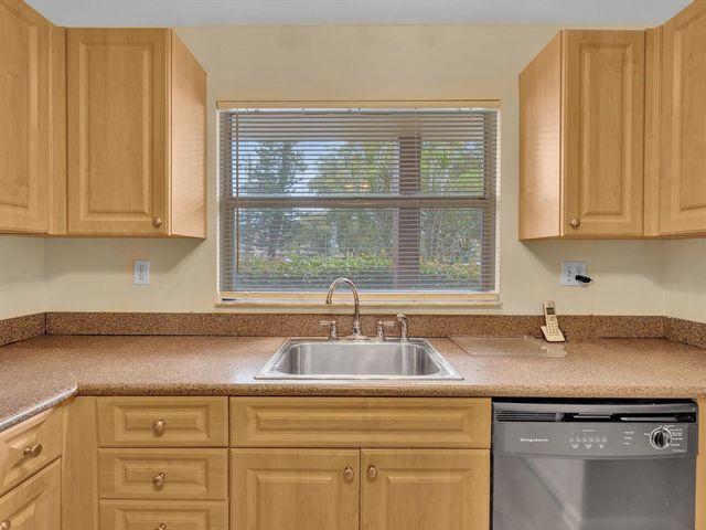 9301 Sunrise Lakes Boulevard, Sunrise, FL 33322