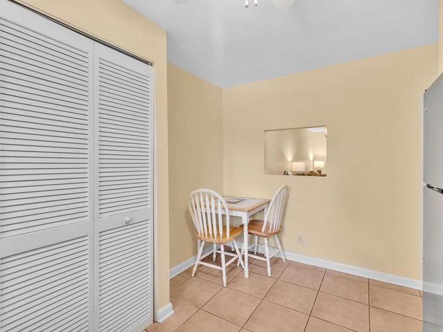 9301 Sunrise Lakes Boulevard, Sunrise, FL 33322
