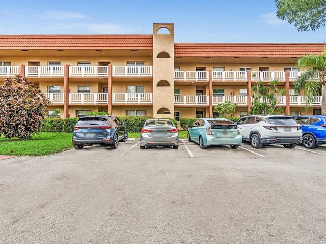 9301 Sunrise Lakes Boulevard, Sunrise, FL 33322