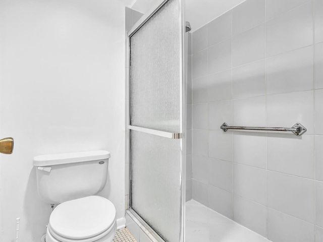 9301 Sunrise Lakes Boulevard, Sunrise, FL 33322