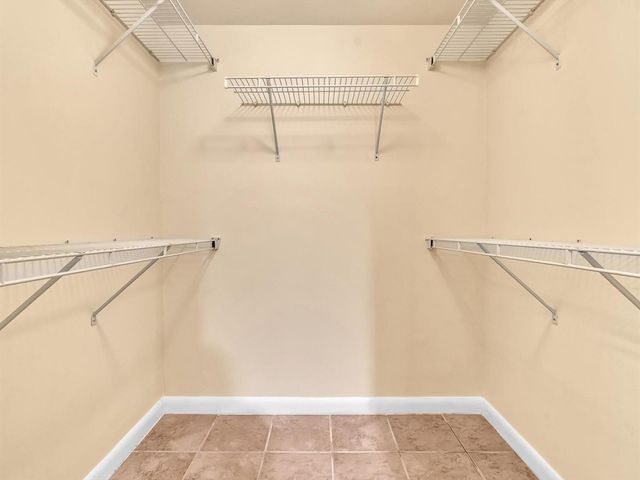9301 Sunrise Lakes Boulevard, Sunrise, FL 33322