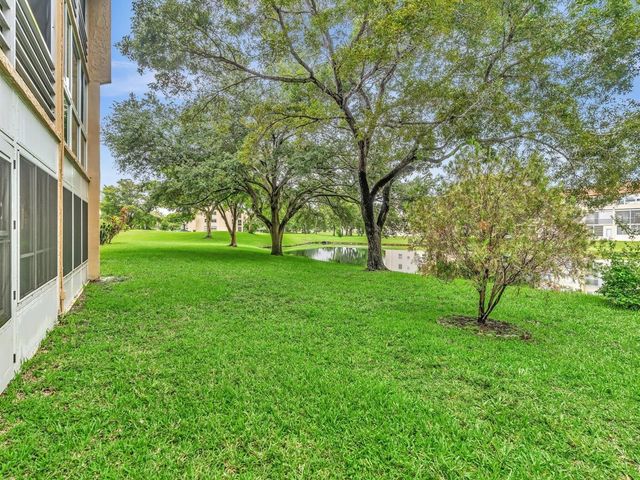 9301 Sunrise Lakes Boulevard, Sunrise, FL 33322