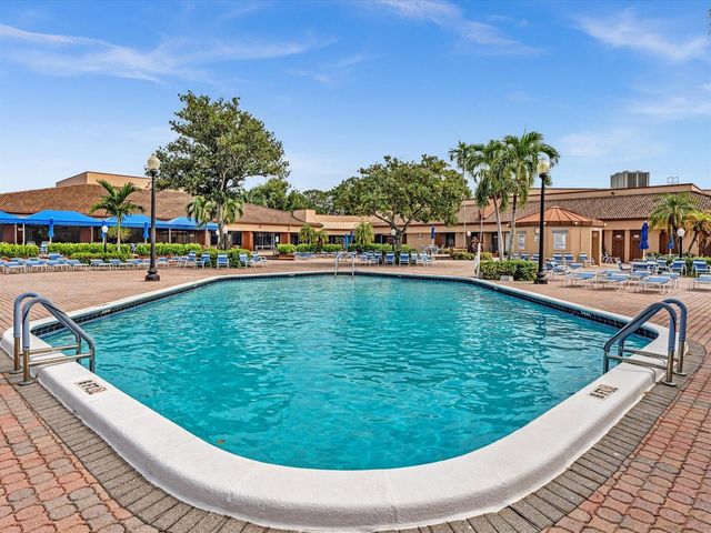 9301 Sunrise Lakes Boulevard, Sunrise, FL 33322